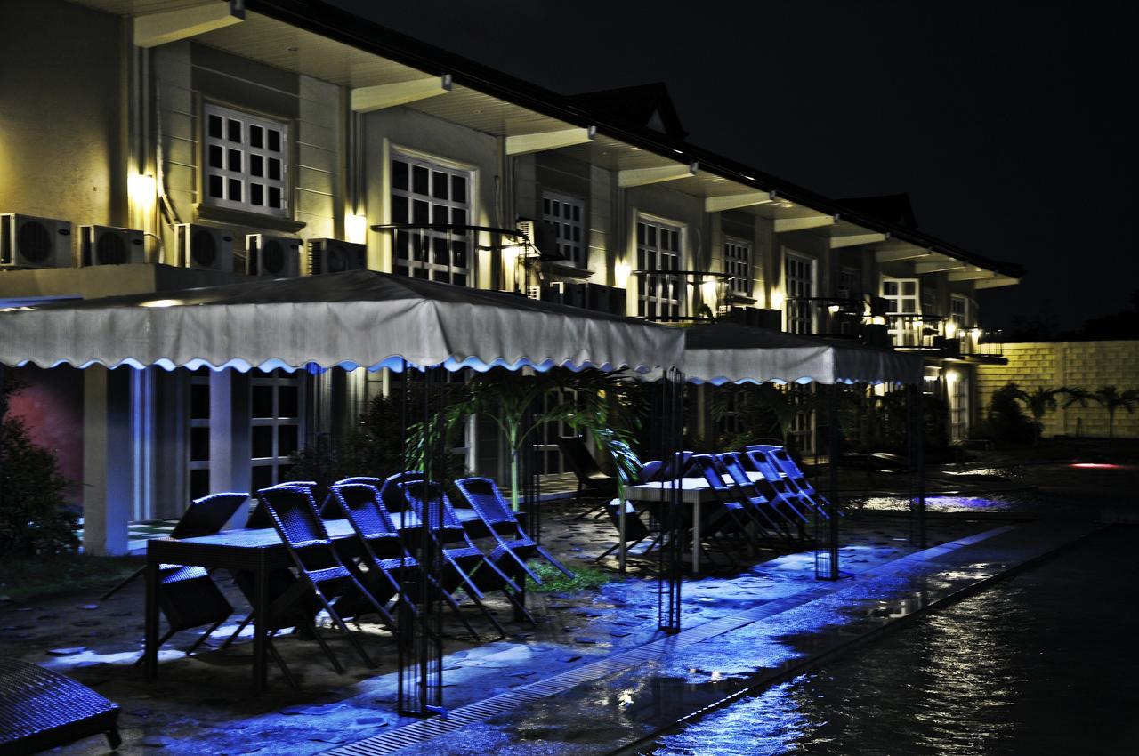 Angeles Palace Hotel Ngoại thất bức ảnh